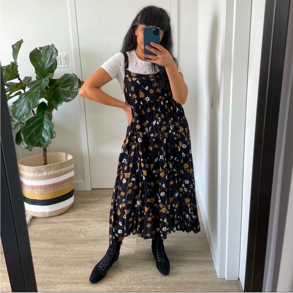 • Kimchi Blue Dress •